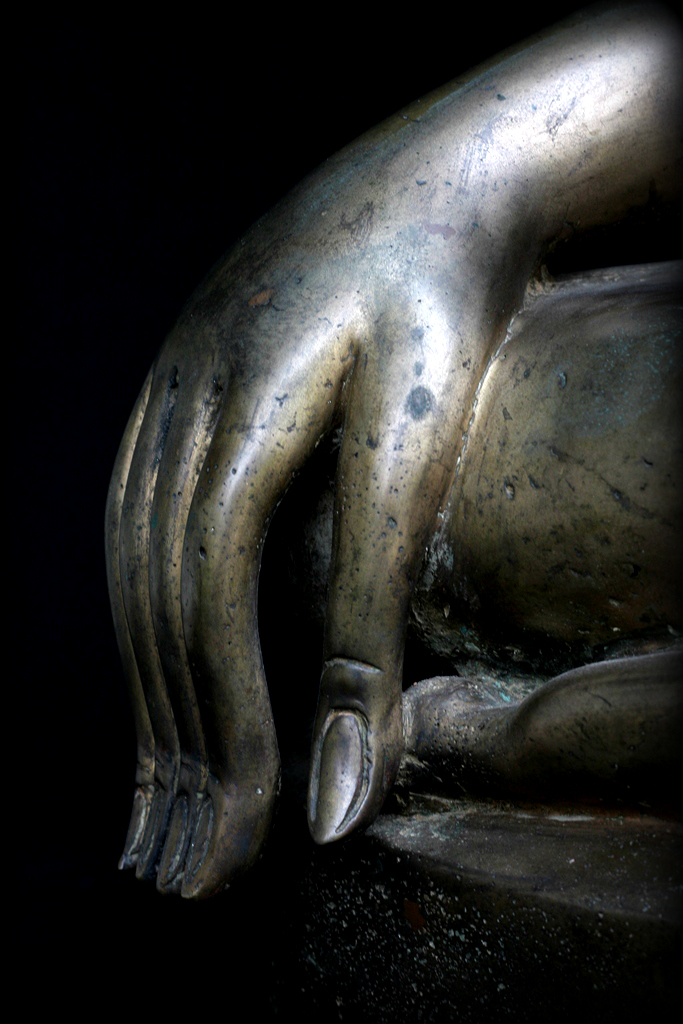 Extremely Rare 17C Sitting Bronze Laos Buddha #CH2